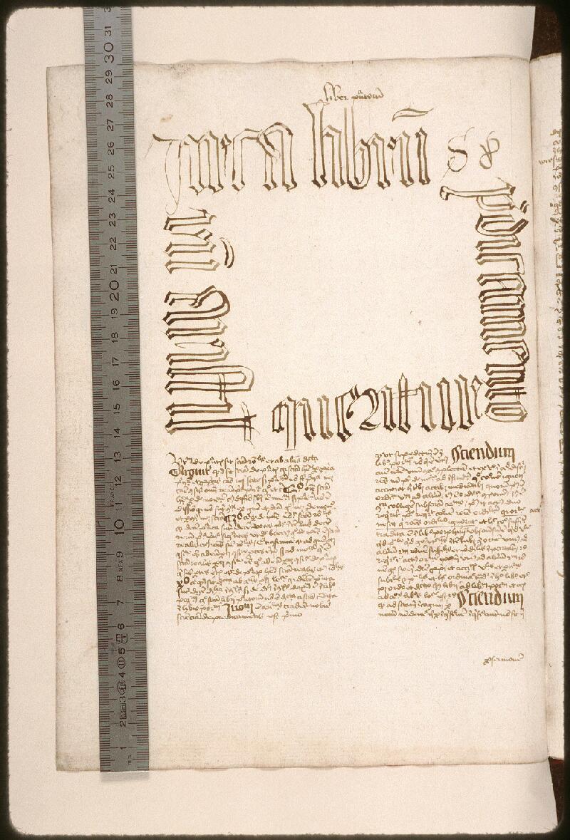 Amiens, Bibl. mun., ms. 0405, f. 028v - vue 1