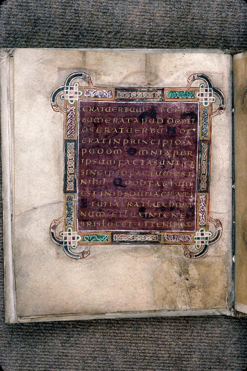 Arras, Bibl. mun., ms. 0233, f. 008v