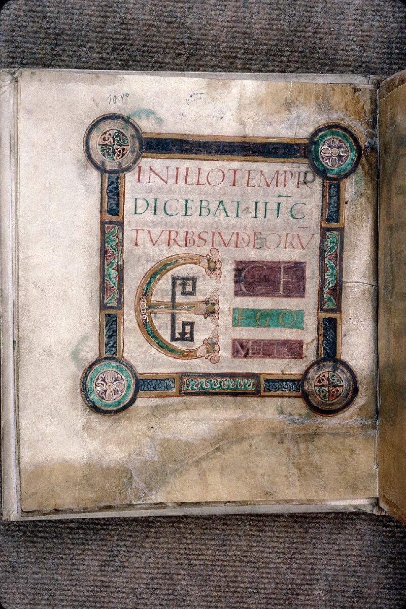 Arras, Bibl. mun., ms. 0233, f. 010v