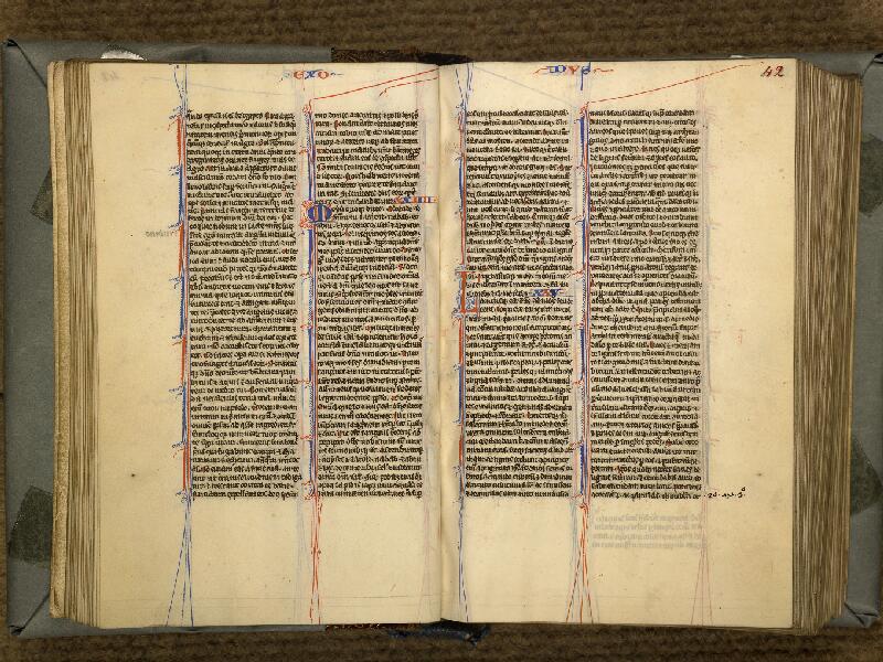 Boulogne-sur-Mer, Bibl. mun, ms. 0007, f. 041v-042