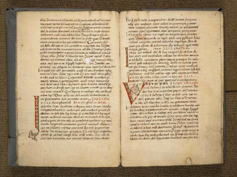 Boulogne-sur-Mer, Bibl. mun, ms. 0041, f. 007v-008