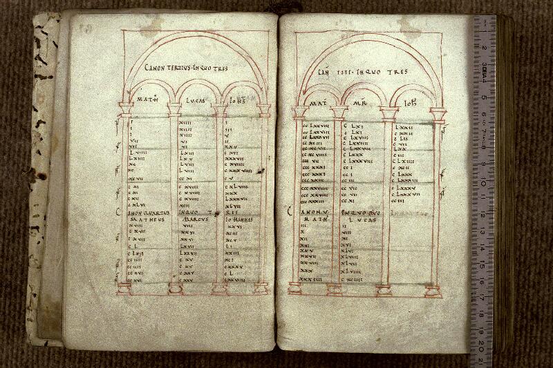 Douai, Bibl. mun., ms. 0011, f. 006v-007 - vue 1