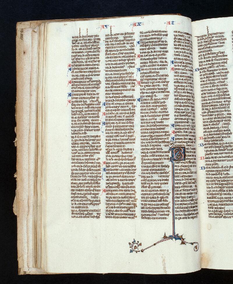 Troyes, Bibl. mun., ms. 0931, f. 028v - vue 1